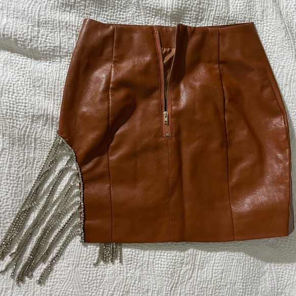 Brown leather mini skirt with embellished rainfall crystals size Small - Picture 4 of 4